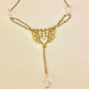Woman’s necklace